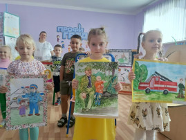 Выставка рисунков «Всеумейка» Выставка рисунков «Всеумейка».
